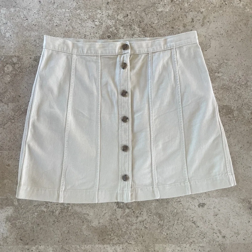 Banana Republic BUTTON-FRONT TWILL MINI SKIRT SZ 16